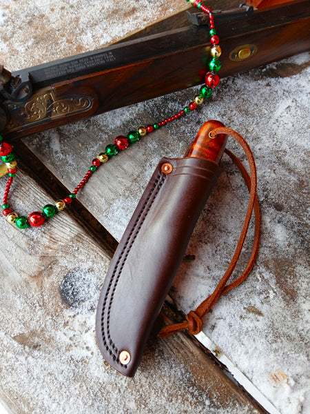 ***Available To Purchase Now***  John Deere ®  Special Edition Small Hunter Knife