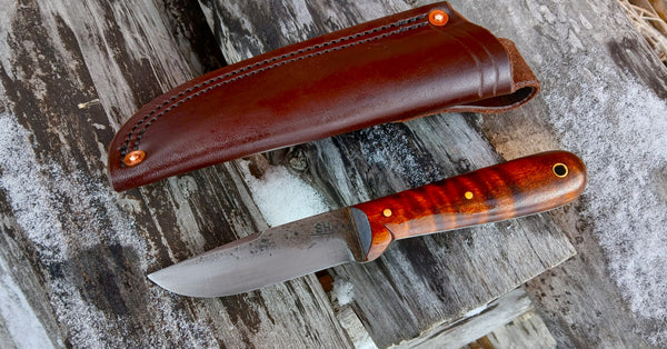 ***Available To Purchase Now***  John Deere ®  Special Edition Small Hunter Knife