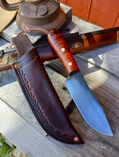 ****Available To Purchase Now**** The Western Plains Trail Knife In Gunstock Tiger Maple