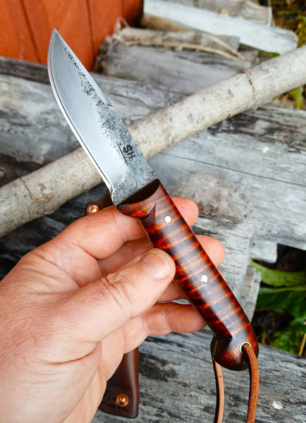 ***Available To Purchase Now***John Deere ® Special Edition, Small Hunter Belt Knife
