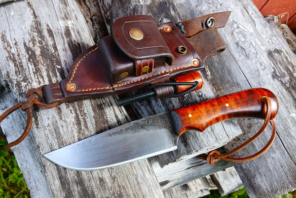 ***Available To Purchase Now**** Bushcraft Knife With Survival Leather Sheath And Fero Rod