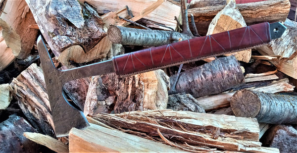 ***CHRISTMAS LAST MINUTE SALE *****Available To Purchase Now ***** Hand Forged Tomahawk With Shoulder Carry Sheath